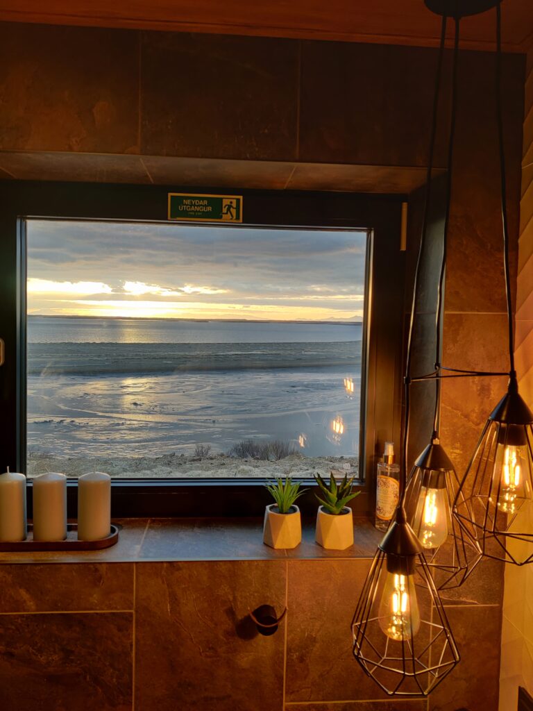 bathroom view with ocean view panorama glass lodge west