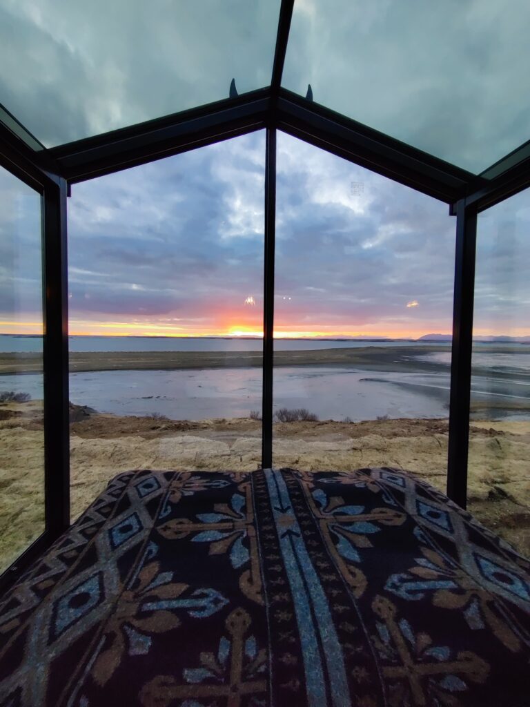 panorama glass lodge west sunset ocean view FRIGG