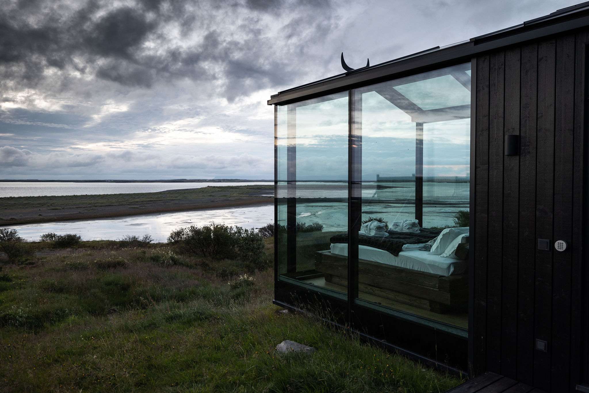 Panorama Glass Lodge | Unique Lodges in the Icelandic Countryside